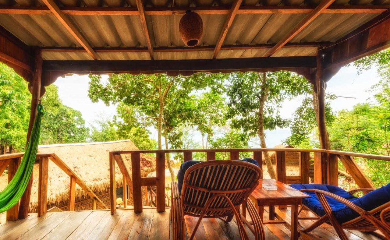 White Beach Bungalows Kaoh Touch Exterior photo